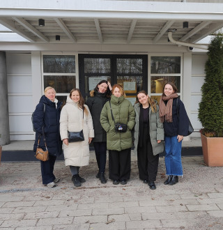 Latvijas delegācija novēro jauniešu vēlēšanas Somijā